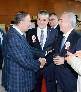Başkan Kurtulan’a ‘eğitime katkı’ ödülü