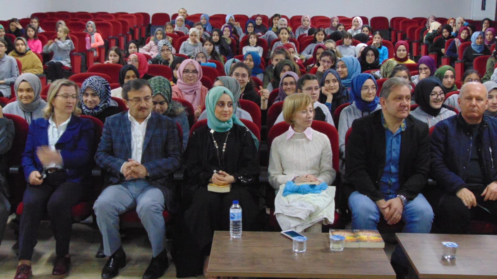 Yazar Eda Bildek İle Söyleşi