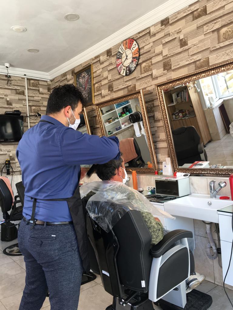 Berber ve kuaförler açıldı!