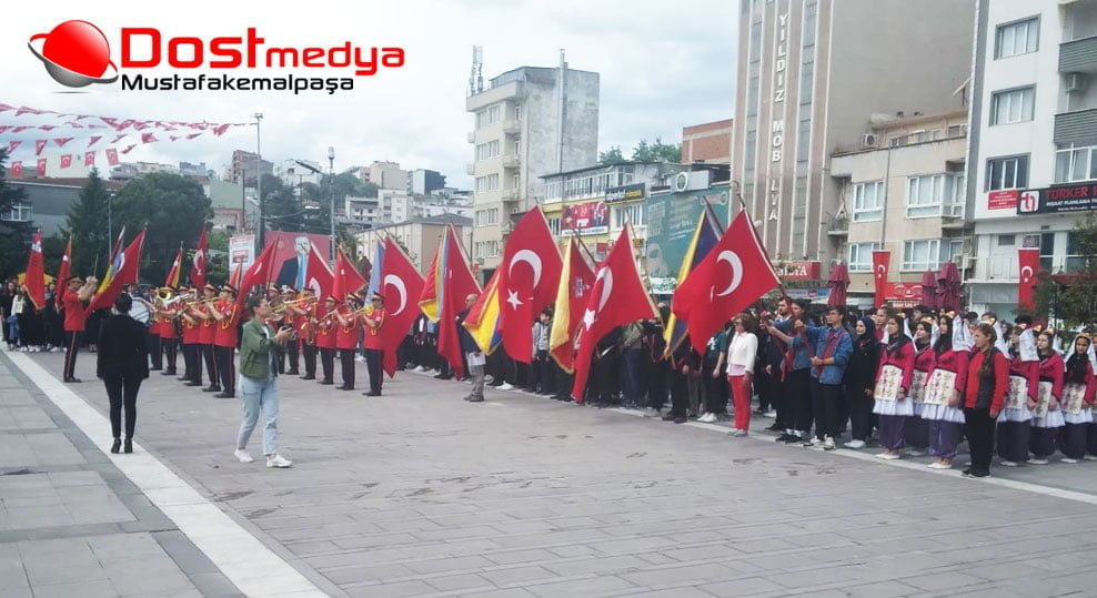 Mustafakemalpaşa’da 19 Mayıs Atatürk'ü Anma Gençlik ve Spor Bayramı Kutlandı