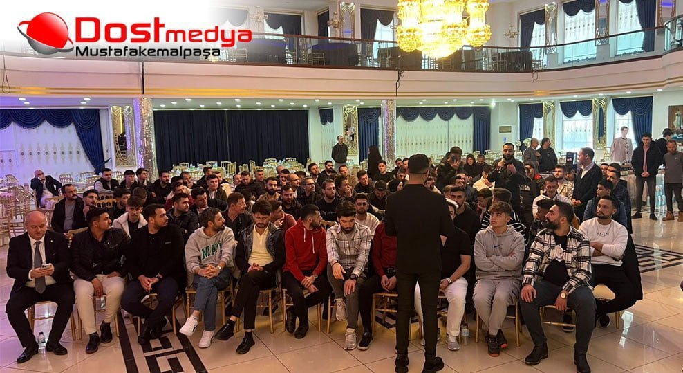 Dünya 2.'si Kuaförden Mustafakemalpaşa'da Seminer
