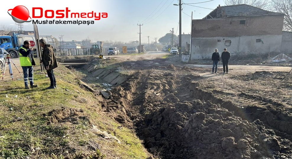 Mustafakemalpaşa'ya Hizmetler Devam Ediyor