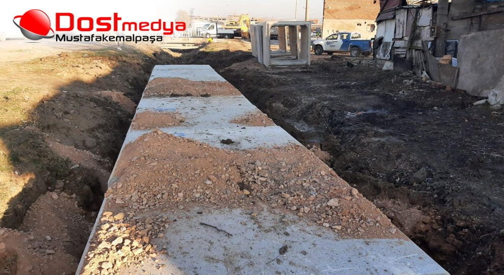 Mustafakemalpaşa'ya Hizmetler Devam Ediyor