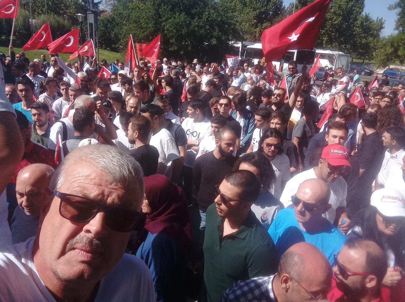 Zafer Partisi'nin İstiklal Yürüyüşü