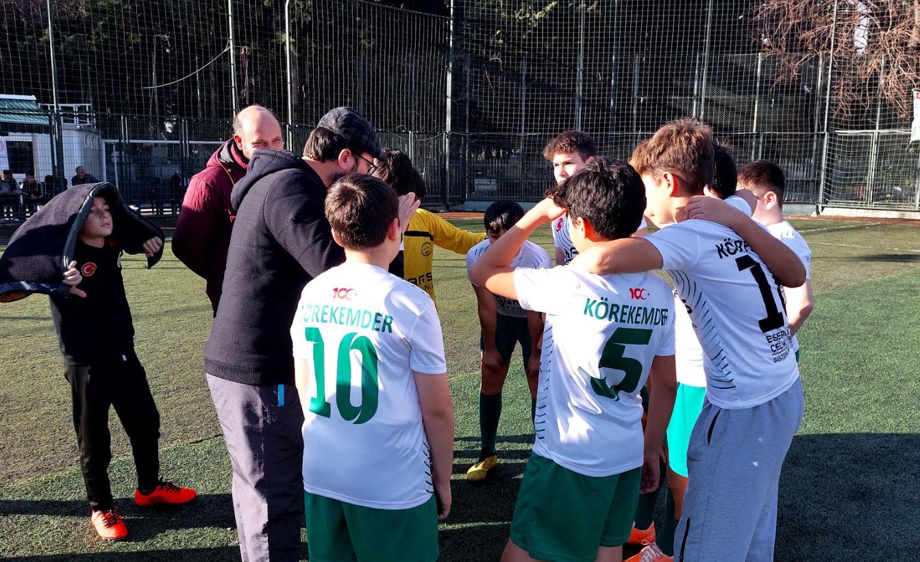 PAŞADER’de Başlama Vuruşunu Bursaspor’un Efsaneleri Yaptı