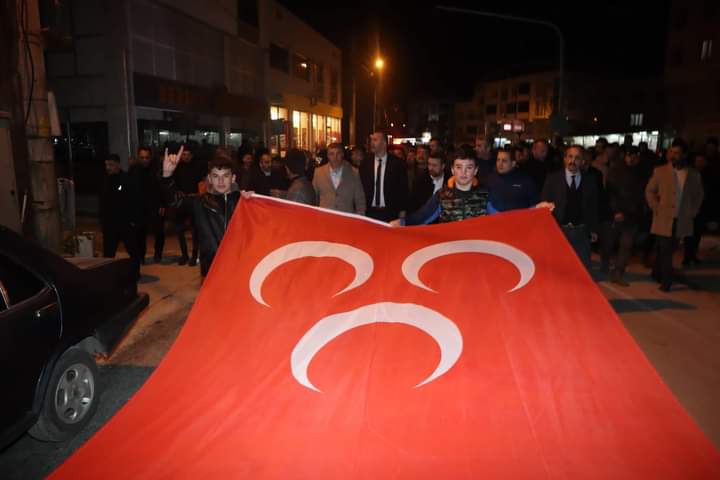 YALINTAŞ'TA AHMET BEYGİRCİ'YE ÇOŞKULU KARŞILAMA