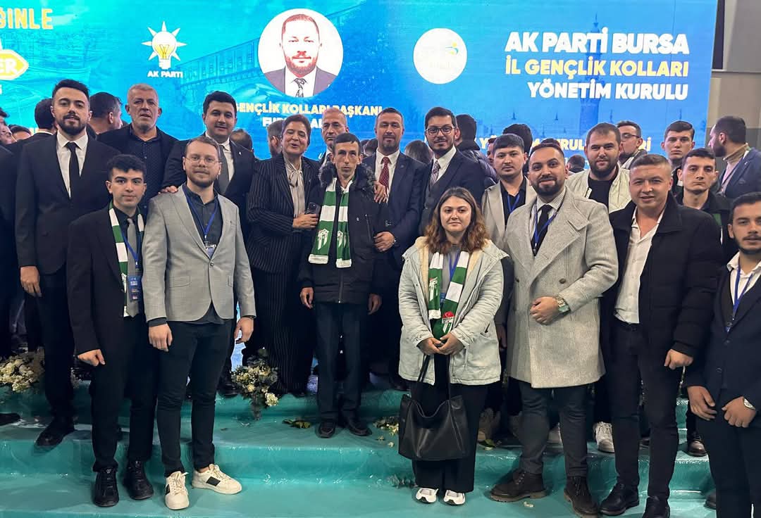  Alperen Uzun, AK Parti Bursa Gençlik Kolları Yönetimine Girdi
