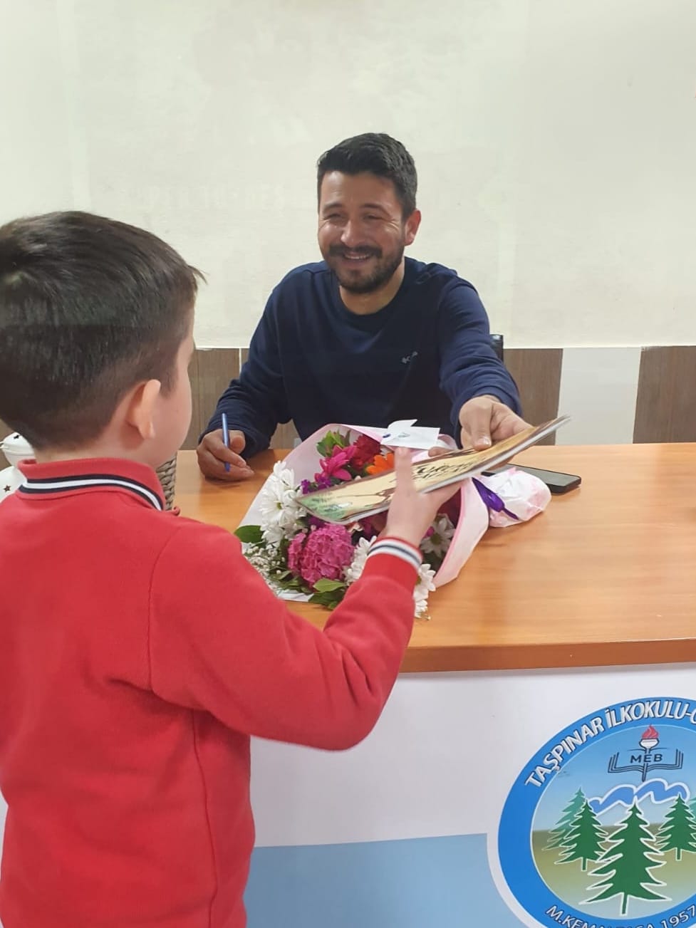 TAŞPINAR OKULU ALPER TÜYDEŞ İLE DOĞAYA KANAT AÇTI!