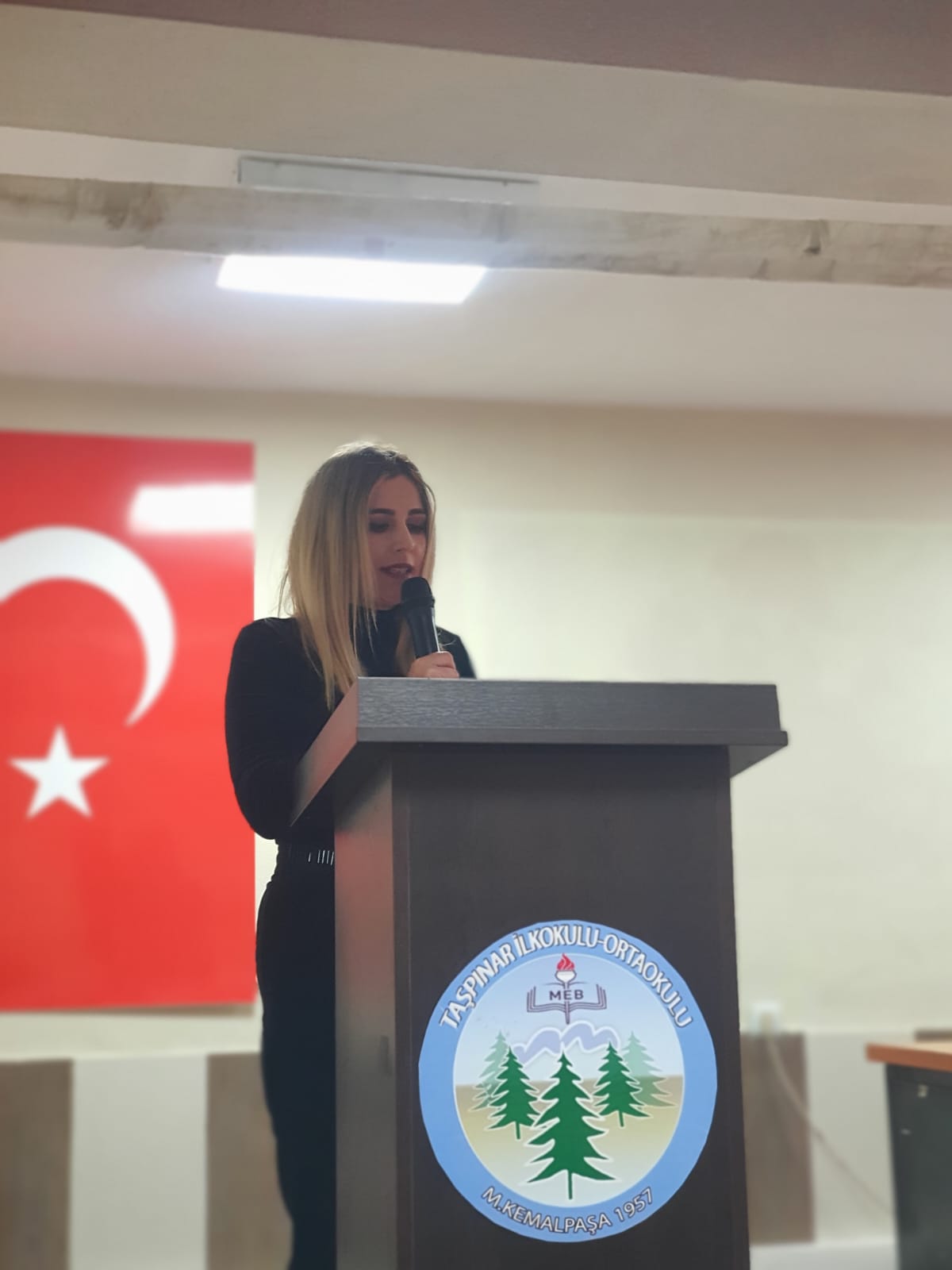 TAŞPINAR OKULU ALPER TÜYDEŞ İLE DOĞAYA KANAT AÇTI!