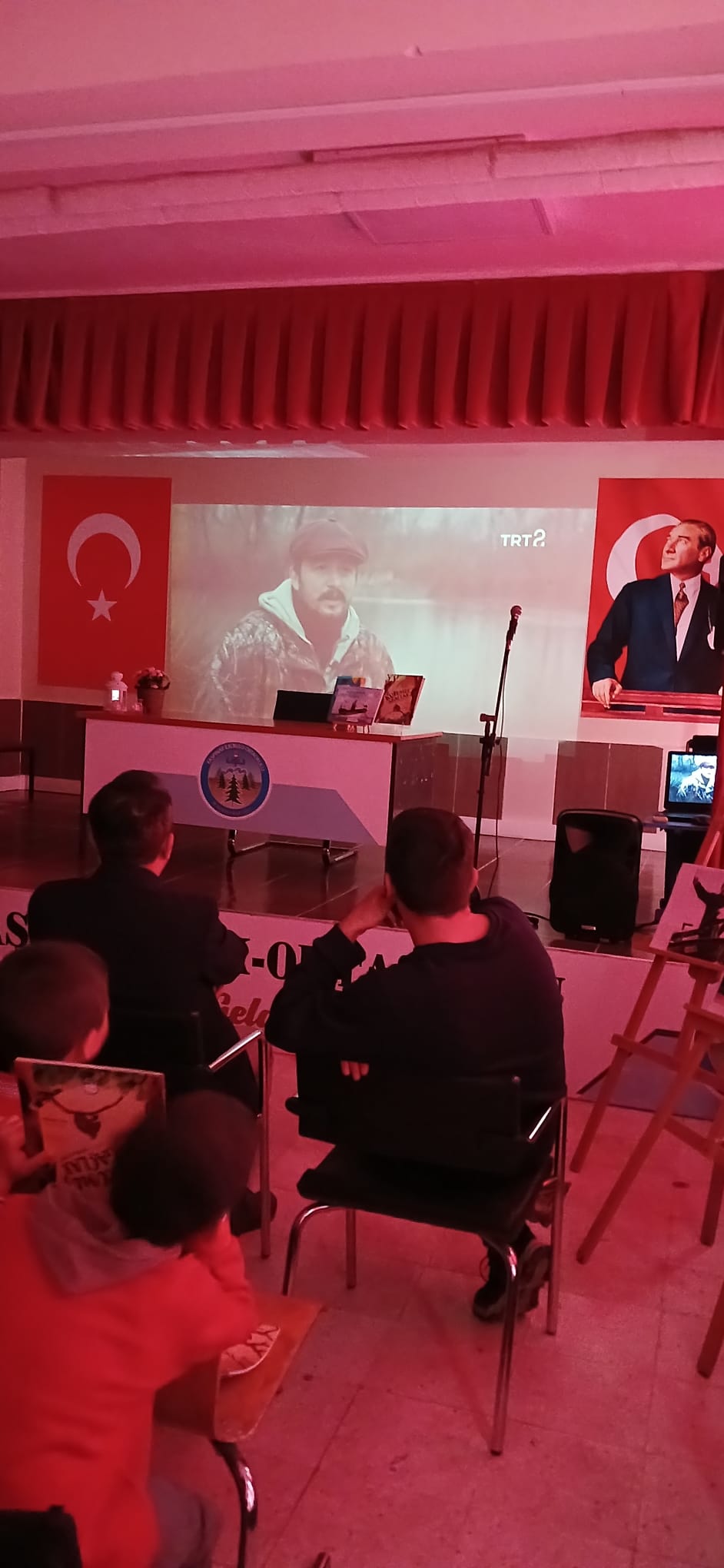 TAŞPINAR OKULU ALPER TÜYDEŞ İLE DOĞAYA KANAT AÇTI!