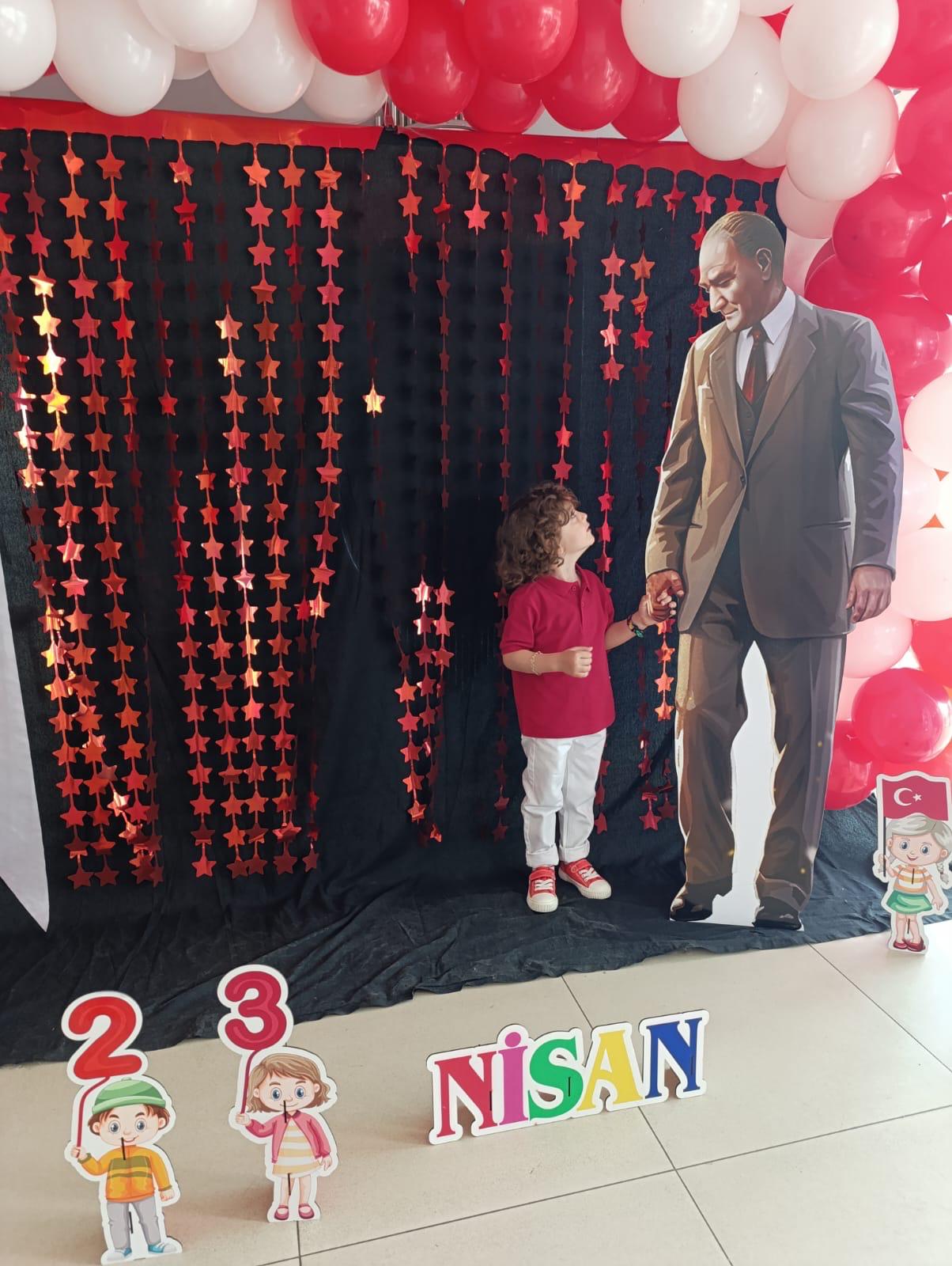 Akademi Minik Anaokulu 23 Nisan Coşkusu