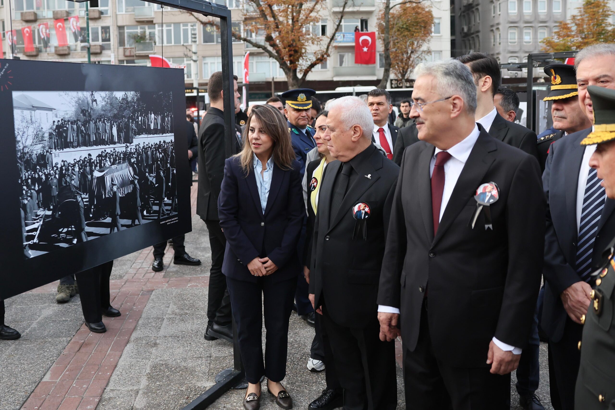 Bursa'da Ulu Önder Atatürk Saygı ve Özlemle Anıldı