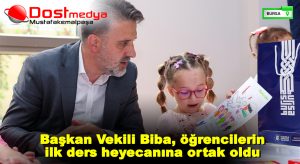 Başkan Vekili Biba, öğrencilerin ilk ders heyecanına ortak oldu