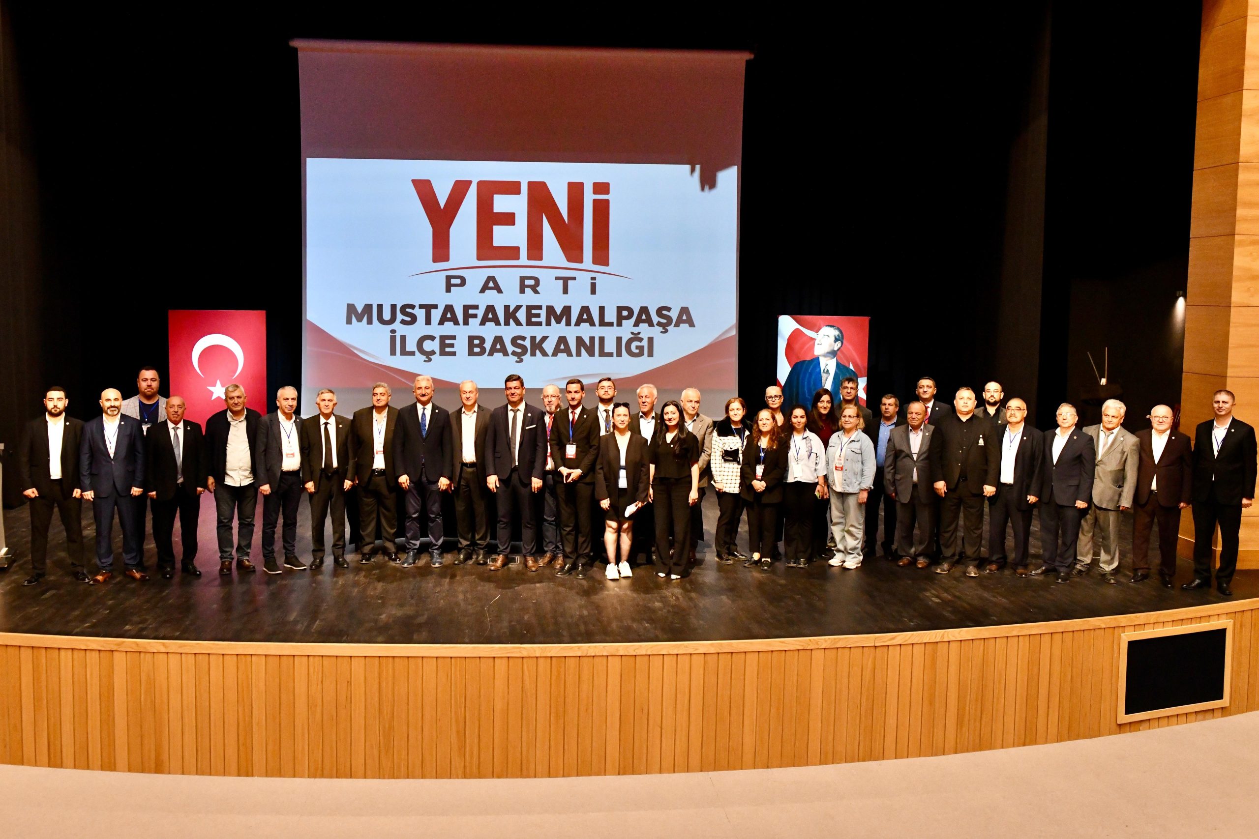 Yeni Parti’de Kongre Tamamlandı: Başkan Gökhan Demir